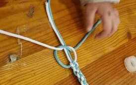 W WDK Jurowce odbyły się warsztaty MAKRAMOWE BRELOKI 9