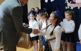 Pasowanie na ucznia w Szkole Podstawowej w Prusieku 11