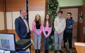 Lekcja WOS-u w urzędzie dla uczni&oacute;w ze Szkoły Podstawowej w Pisarowcach 10