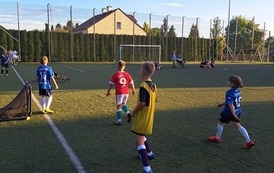 Turniej piłkarski "Aktywne wakacje" na orliku w Trepczy zakończony 15