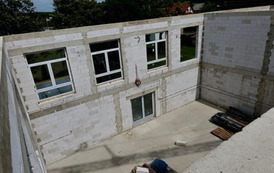 Trwają prace przy przebudowie i rozbudowie Szkoły Podstawowej w Prusieku 7