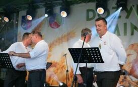 Liczna publiczność, wspaniała atmosfera i szalona zabawa podczas Święta Plon&oacute;w w Czerteżu! 39