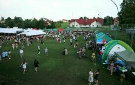 Liczna publiczność, wspaniała atmosfera i szalona zabawa podczas Święta Plon&oacute;w w Czerteżu! 88