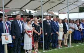 Liczna publiczność, wspaniała atmosfera i szalona zabawa podczas Święta Plon&oacute;w w Czerteżu! 240