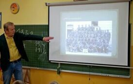 Lekcje historyczne w Szkole Podstawowej w Pakosz&oacute;wce w ramach projektu &quot;Bohaterom niezłomnym...&quot; 3
