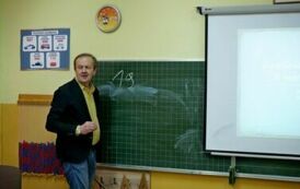Lekcje historyczne w Szkole Podstawowej w Pakosz&oacute;wce w ramach projektu &quot;Bohaterom niezłomnym...&quot; 10
