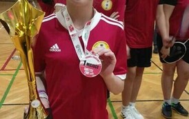 Pierwsze miejsce uczennicy z SP Strachocina w wojew&oacute;dzkich zawodach bandmintona 3