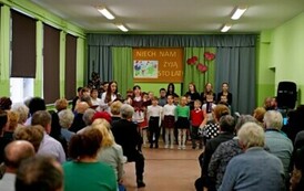 Dzień Babci i Dziadka w Szkole Podstawowej w Falej&oacute;wce 15