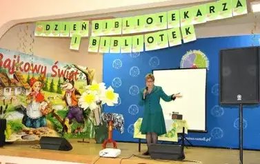 Gminne obchody Międzynarodowego Dnia Bibliotekarza i Bibliotek 2025 w WDK Pisarowce 1