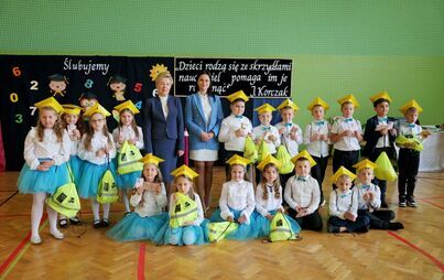 Zdjęcie do Szkoła Podstawowa w Niebieszczanach uczciła 250. rocznicę Komisji Edukacji Narodowej 