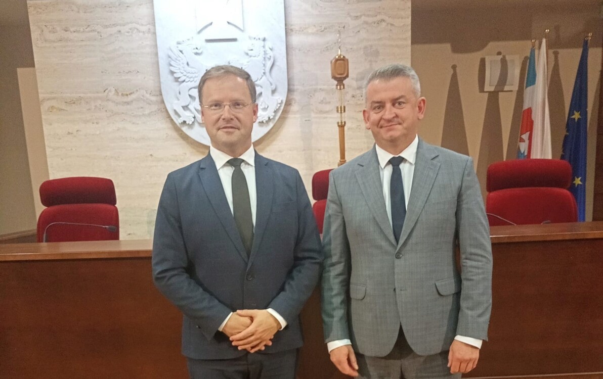 Zdjęcie do Umowa dofinansowania na realizację projektu "LIFE PODKARPACKIE" podpisana!
