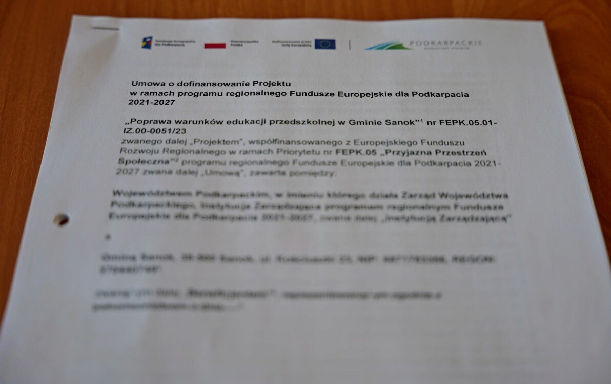 Zdjęcie do Podpisano umowę na utworzenie przedszkoli w Niebieszczanach i Jurowcach