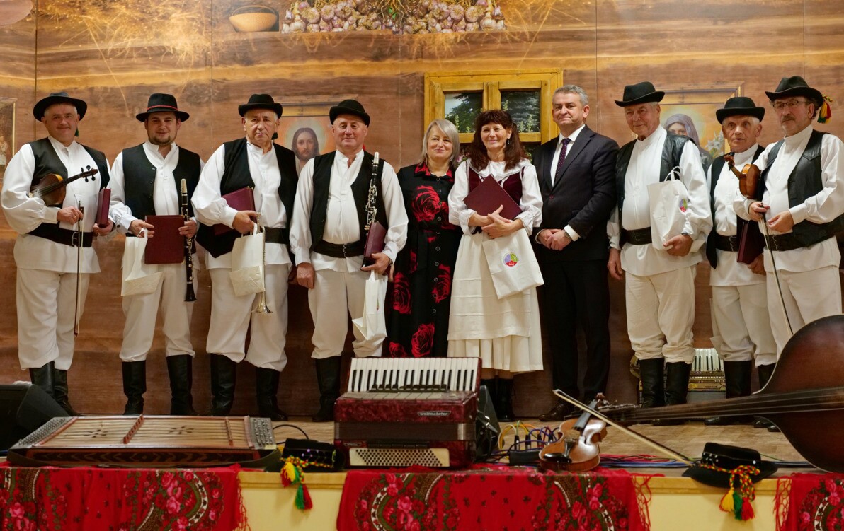 Zdjęcie do Jubileusz 40-lecia Kapeli Ludowej &bdquo;Kamraty&rdquo; &ndash; cztery dekady muzyki, tradycji i pasji
