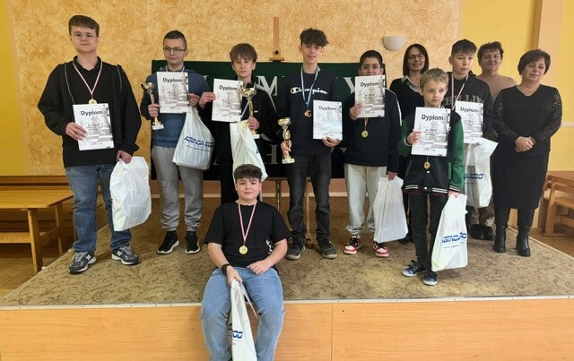 Zdjęcie do II Gminny Turniej Szachowy &ndash; szkolni mistrzowie strategii w akcji! 