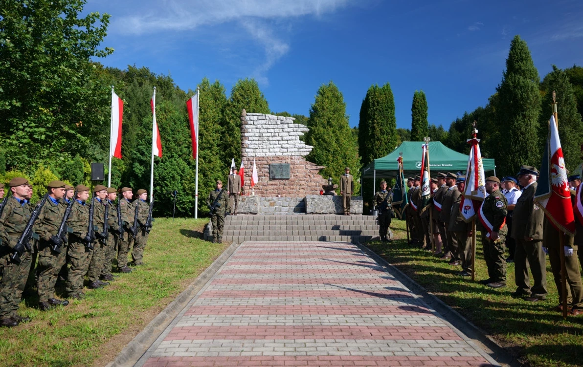 Zdjęcie do Uroczyste obchody 86. rocznicy wydarzeń 10 września w Bykowcach