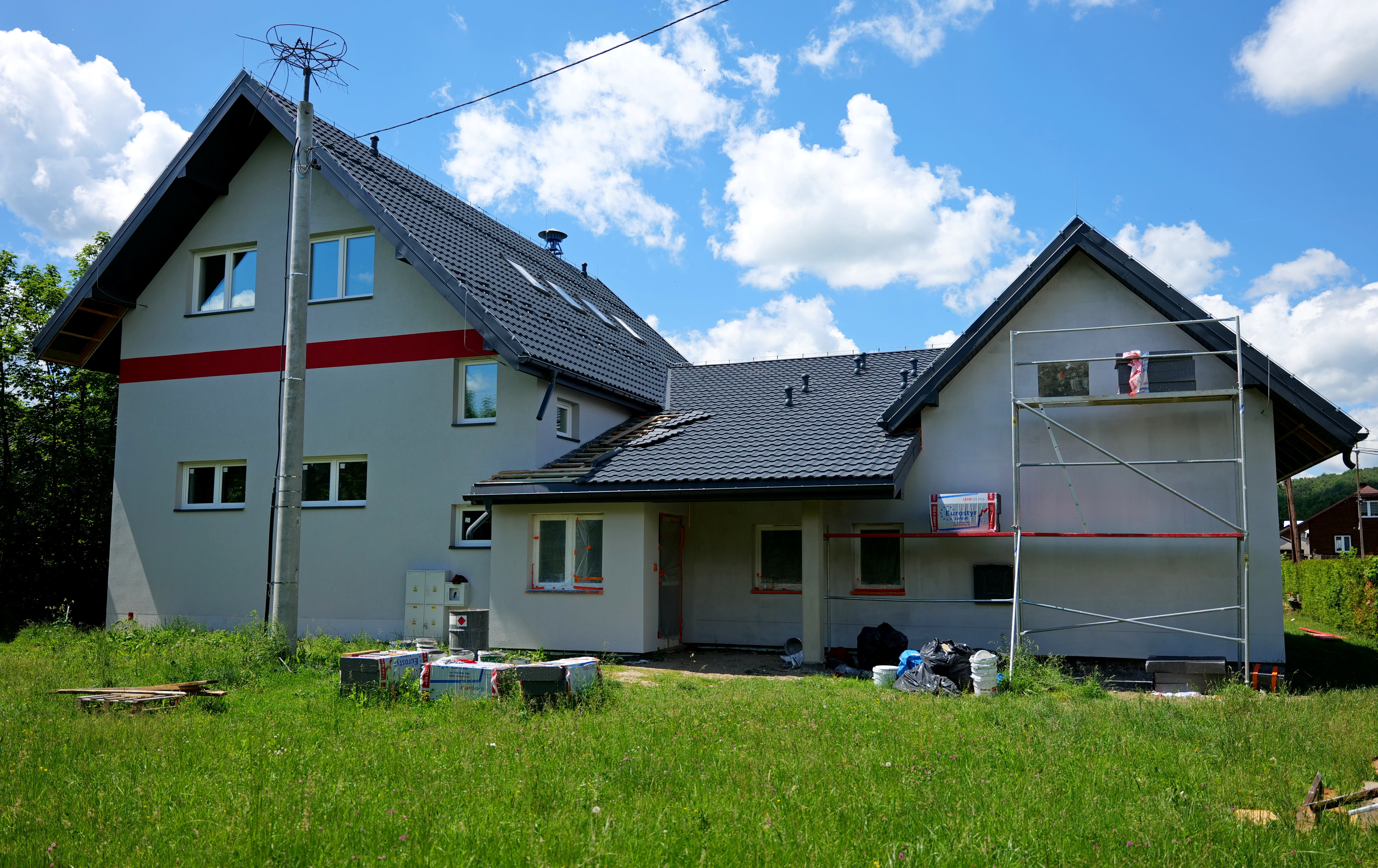 Zdjęcie do Trwa termomodernizacja remizy OSP w Mrzygłodzie